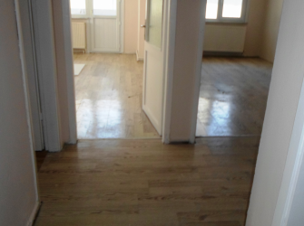 Güngören Akıncılar'da 4,Kat Çift Balkonlu 2+1Kiralık 90 m2 Daire