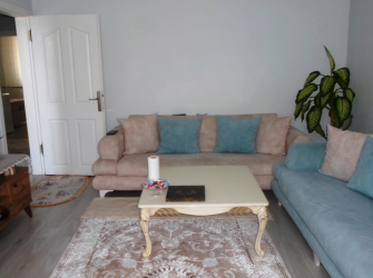 Güngören Güneştepe'de 5,Kat Arsa Tapulu 2+1 İçi Yapılı 90 m2 Daire