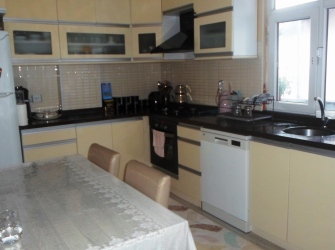 Güngören Güneştepe'de 5,Kat Arsa Tapulu 2+1 İçi Yapılı 90 m2 Daire