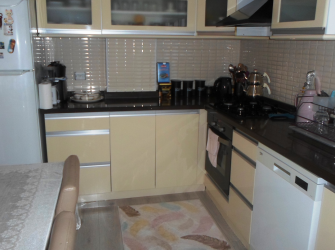 Güngören Güneştepe'de 5,Kat Arsa Tapulu 2+1 İçi Yapılı 90 m2 Daire