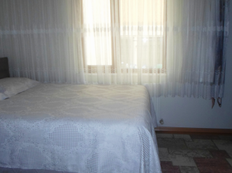 Bahçelievler Cumhuriyet'te 3+1Kat Dubleks 160 m2 Çift Girişli 3 Banyolu 