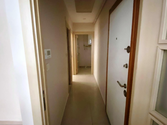 Güngören Haznedar'da 1+1 Metronun Karşısı 60 m2 İskanlı 7 Yıllık Bahçe Katı 