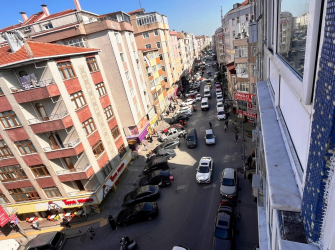 Bahçelievler Camlıkahve 5,Kat Kredili 2+1Balkonlu 90 m2 Cadde Üstü