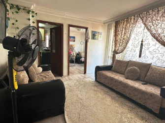 Bağcılar Parseller'de 4,Kat Arsa Tapulu 2+1 Balkonlu 70 m2 Daire 