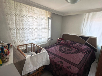 Bağcılar Parseller'de 4,Kat Arsa Tapulu 2+1 Balkonlu 70 m2 Daire 