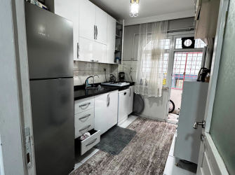 Güngören Akıncılar 2+1 Tramvaya Yakın 90 m2 Balkonlu Yüksek Giriş