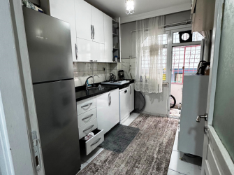 Güngören Akıncılar 2+1 Tramvaya Yakın 90 m2 Balkonlu Yüksek Giriş
