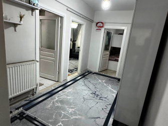 Güngören Akıncılar 2+1 Tramvaya Yakın 90 m2 Balkonlu Yüksek Giriş