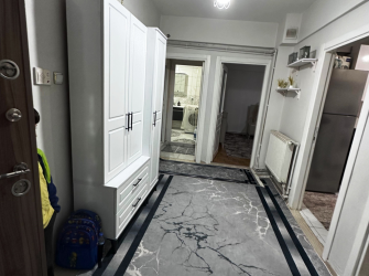 Güngören Akıncılar 2+1 Tramvaya Yakın 90 m2 Balkonlu Yüksek Giriş