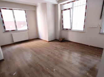 Güngören'de Katlı Otoparka Yakın 3+1 Sıfır Bina 140 m2 Ters Dubleks