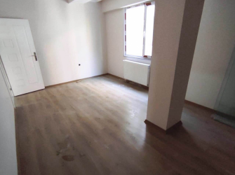 Güngören'de Katlı Otoparka Yakın 3+1 Sıfır Bina 140 m2 Ters Dubleks