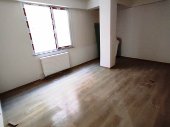 Güngören'de Katlı Otoparka Yakın 3+1 Sıfır Bina 140 m2 Ters Dubleks