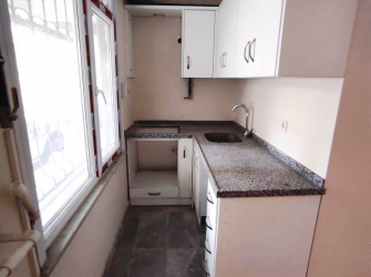 Güngören'de Katlı Otoparka Yakın 3+1 Sıfır Bina 140 m2 Ters Dubleks