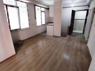 Güngören'de Katlı Otoparka Yakın 3+1 Sıfır Bina 140 m2 Ters Dubleks