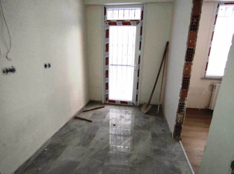 Güngören'de Katlı Otoparka Yakın 3+1 Sıfır Bina 140 m2 Ters Dubleks