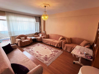 Bahçelievler Camlıkahve'de 4, Kat Ön Cephe 2+1 Kredili 90 m2 Balkonlu