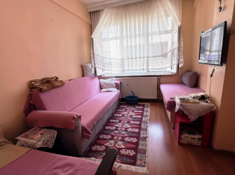 Bahçelievler Camlıkahve'de 4, Kat Ön Cephe 2+1 Kredili 90 m2 Balkonlu