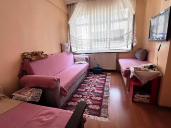 Bahçelievler Camlıkahve'de 4, Kat Ön Cephe 2+1 Kredili 90 m2 Balkonlu