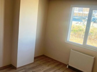 Avcılar Tahtakale'de 1,Kat 80 m2 Balkonlu 2+1 Kiralık 2 Yıllık Bina