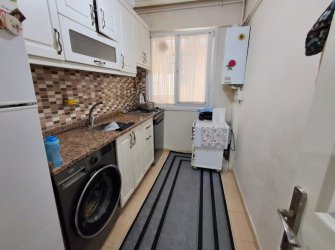 Güngören Akıncılar'da 75 m2 Balkonlu 2+1 Ön Cephe Yüksek Giriş