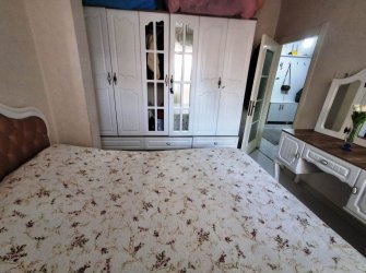 Güngören Akıncılar'da 75 m2 Balkonlu 2+1 Ön Cephe Yüksek Giriş