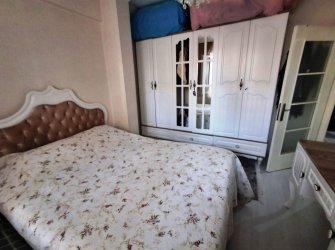 Güngören Akıncılar'da 75 m2 Balkonlu 2+1 Ön Cephe Yüksek Giriş