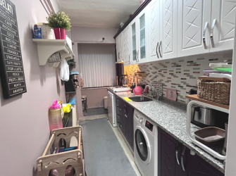 Güngören Camlıkhave'de 2, Kat Masrafsız 2+1 Kredili 90 m2 Balkonlu