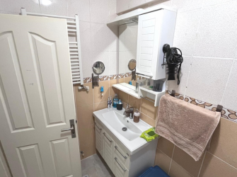 Güngören Camlıkhave'de 2, Kat Masrafsız 2+1 Kredili 90 m2 Balkonlu