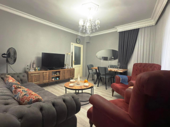 Bahçelievler Soğanlı'da 2,Kat Arsa Tapulu 2+1 Ön Cephe 90 m2