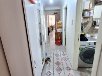 Bahçelievler Camlıkahve'de 4,Kat Asansörlü 8 Yıllık 100 m2 Ön Cephe