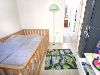 Bahçelievler Camlıkahve'de 4,Kat Asansörlü 8 Yıllık 100 m2 Ön Cephe