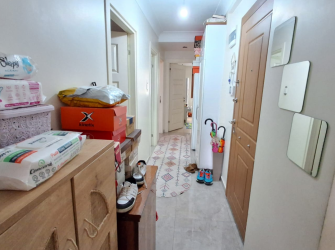 Bahçelievler Camlıkahve'de 4,Kat Asansörlü 8 Yıllık 100 m2 Ön Cephe