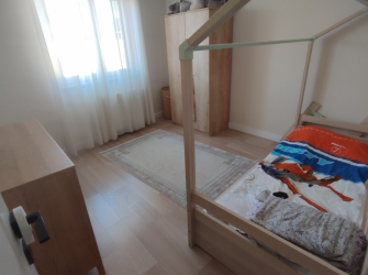 Bahçelievler Cumhuriyet'te 15 Yıllık Bina 3+1 Asansörlü 170 m2 Dubleks 