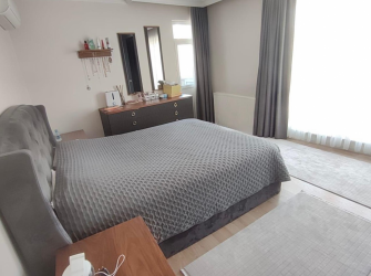 Bahçelievler Cumhuriyet'te 15 Yıllık Bina 3+1 Asansörlü 170 m2 Dubleks 