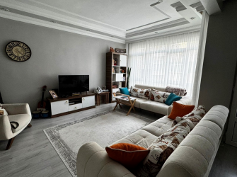 Güngören İnönü Caddesin'de 4, Kat Kredili 2+1 Masrafsız 100 m2 Balkonlu