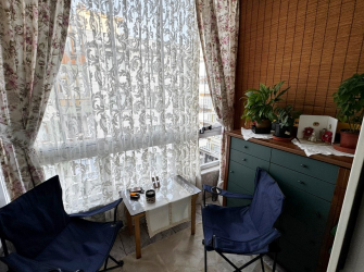 Güngören İnönü Caddesin'de 4, Kat Kredili 2+1 Masrafsız 100 m2 Balkonlu