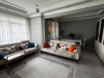 Güngören İnönü Caddesin'de 4, Kat Kredili 2+1 Masrafsız 100 m2 Balkonlu