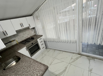 Bahçelievler'de Tek Daireli 5+1 Asansörlü Masrafsız 190 m2 Dubleks