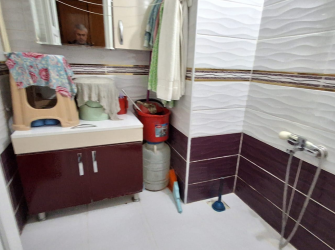 Bahçelievler Camlıkahve'de 1,Kat Kredili 3+1 Ön Cephe 100 m2 Balkonlu