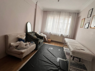 Güngören İnönü Cd'sinde 2,Kat KAROT ALINMIŞ 2+1 Ön Cephe 90 m2