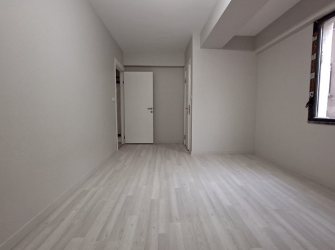 Güngören Güven'de 2,Kat Ebeveyn Banyolu 2+1 Sıfır 85 m2 Asansörlü