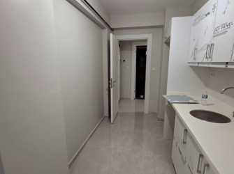 Güngören Güven'de 2,Kat Ebeveyn Banyolu 2+1 Sıfır 85 m2 Asansörlü