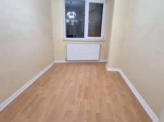 Bahçelievler Soğanlı'da 15 Yıllık 2+1 A.Mutfaklı 70 m2 Yüksek Giriş