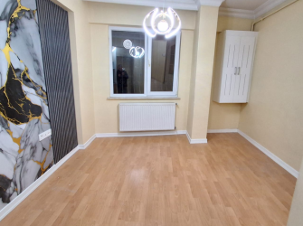 Bahçelievler Soğanlı'da 15 Yıllık 2+1 A.Mutfaklı 70 m2 Yüksek Giriş