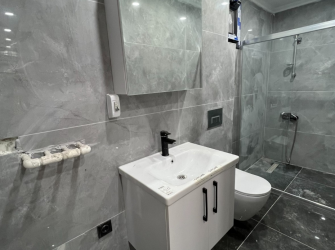 Güngören Haznedar'da 1+1 Açık Mutfaklı 50 m2 Bahçe Katı 