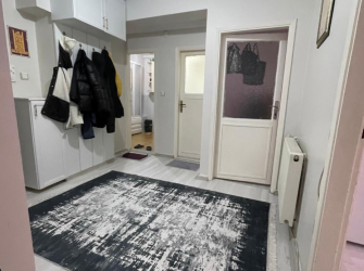 Güngören M.Çakmak'ta 4,Kat Arsa Tapulu 2+1 Balkonlu 90 m2