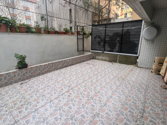 Güngören'de Tramvaya Yakın 2+1 Bahçeli 70 m2 Bahçe Katı Daire