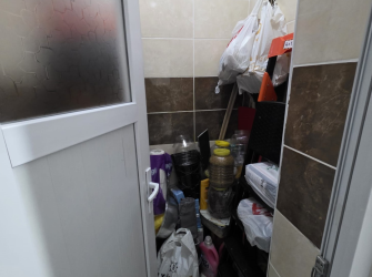 Güngören'de Katlı Otoparka Yakın 1,Kat  E.Banyolu 2+1 Ön Cephe 