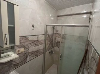 Güngören'de İlkyuva Metronun Karşısı 2+1 Balkonlu Yüksek Giriş