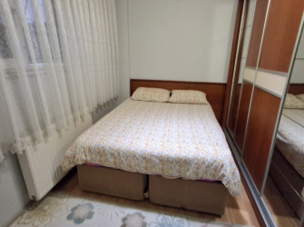 Güngören Camlıkahve'de 3+1 Kat Mülkiyetli 100 m2 Bahçe Katı 19 Yıllık